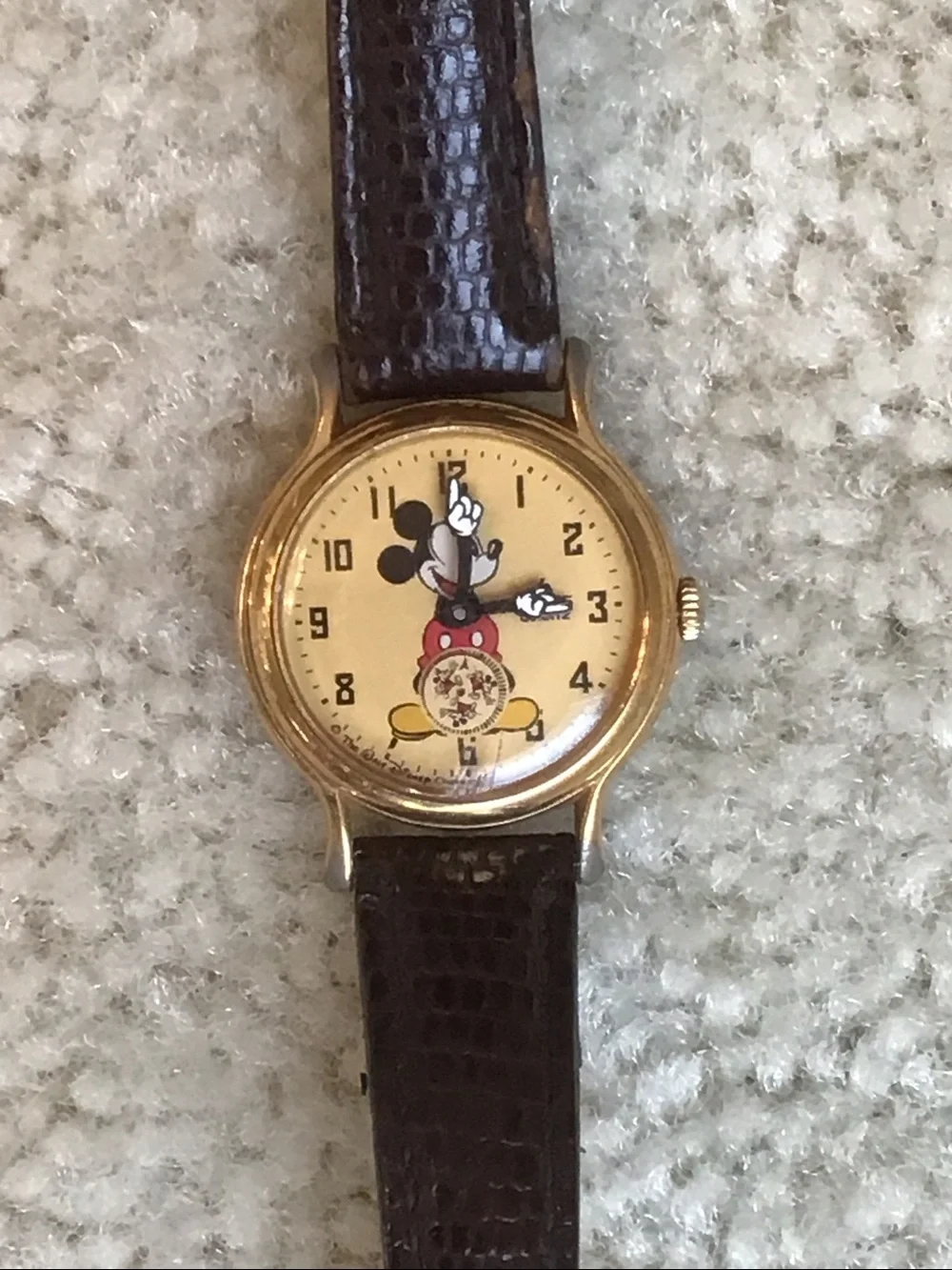 Vintage Lorus Mickey Mouse Watch with Sub-dial V802-0090 RO